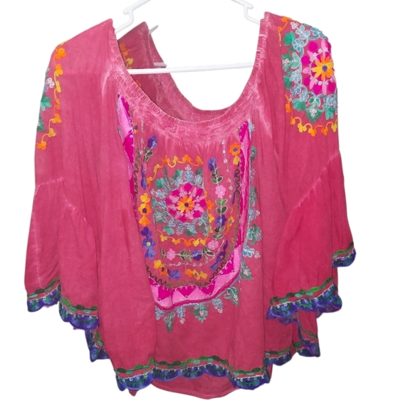 Ruby Vaya Pink Embroidered Boho Peasant Top - Picture 1 of 8